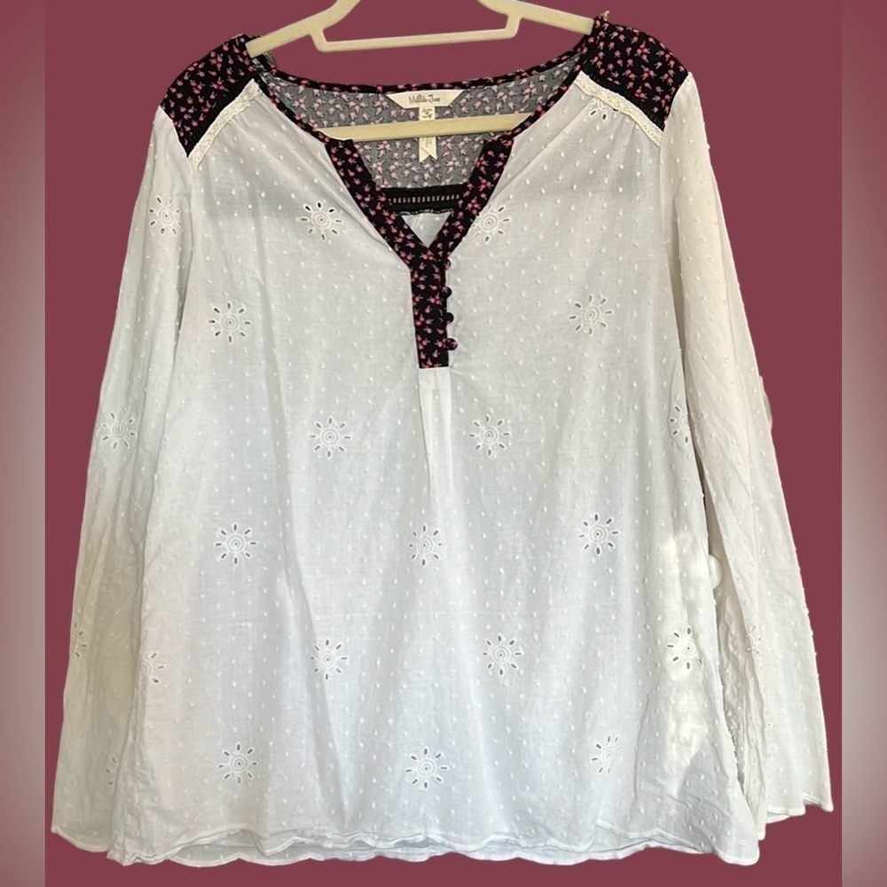 MATILDA JANE Make Believe Snow Globe White Eyelet Dotted Swiss Tunic, Medium,GUC